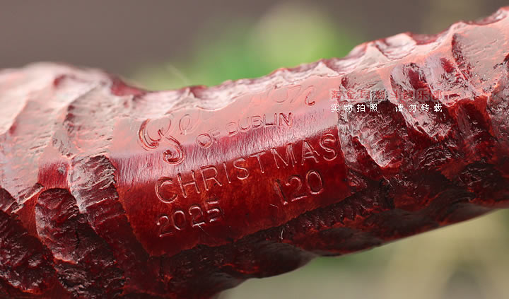 �������˵�ɭPetersonʯ�ľ�̶� 2025��ʥ���ڼ�� ����120-7