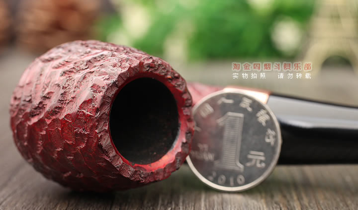 �������˵�ɭPetersonʯ�ľ�̶� 2025��ʥ���ڼ�� ����221-5